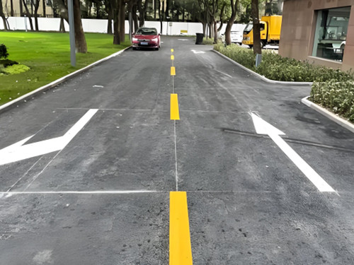 景区道路画箭头线